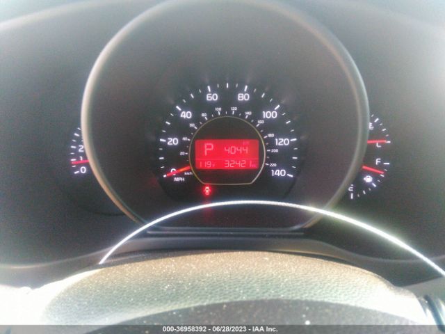 KNDJP3A53F7796383 KIA SOUL +