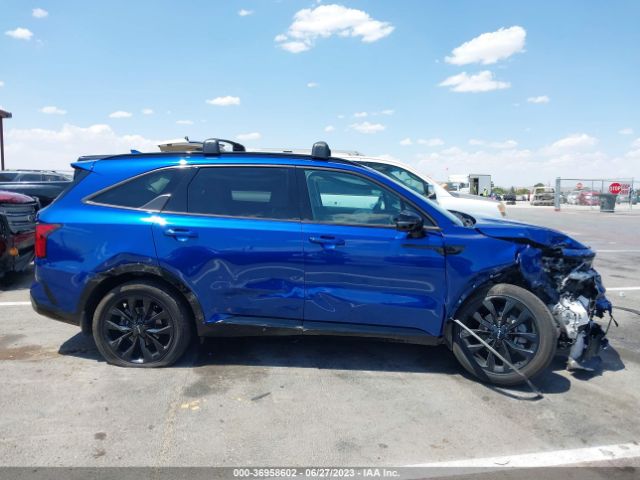 5XYRKDLFXNG149042 KIA SORENTO SX