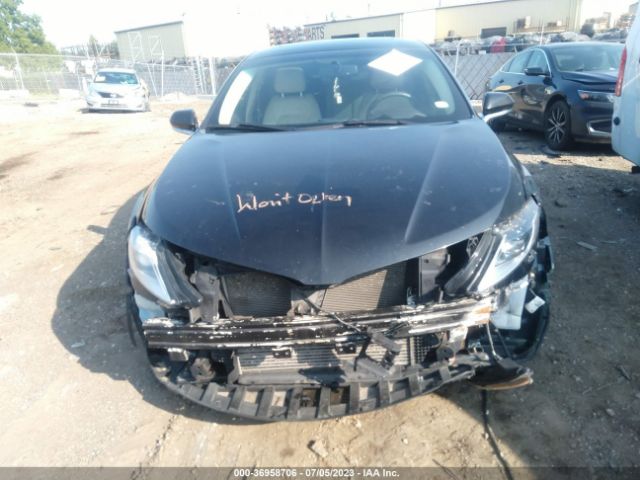 3LN6L2J96ER828549 Lincoln MKZ