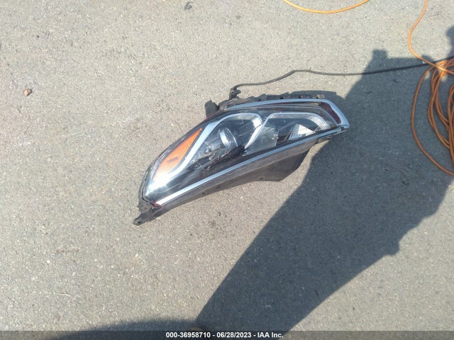 Hyundai SONATA SE 2018 5NPE24AF9JH661881 Image 3