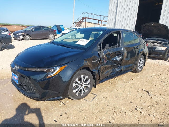 Toyota Corolla Hybrid Le 2021 JTDEAMDE7MJ005714 Image 2