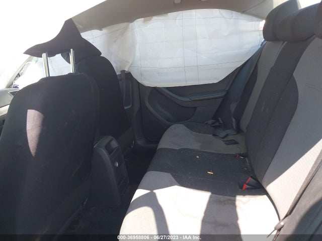 3VW2B7AJXHM328082 Volkswagen Jetta 1.4t S