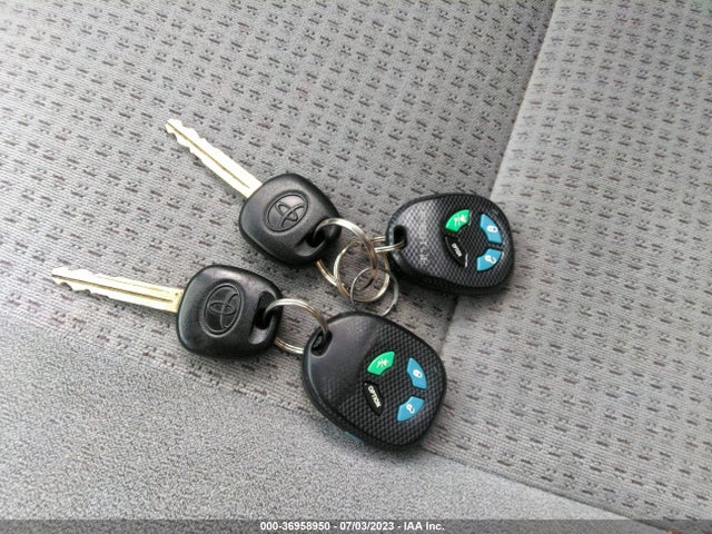 2007 TOYOTA COROLLA CE/S/LE VIN: 2T1BR32E97C760422