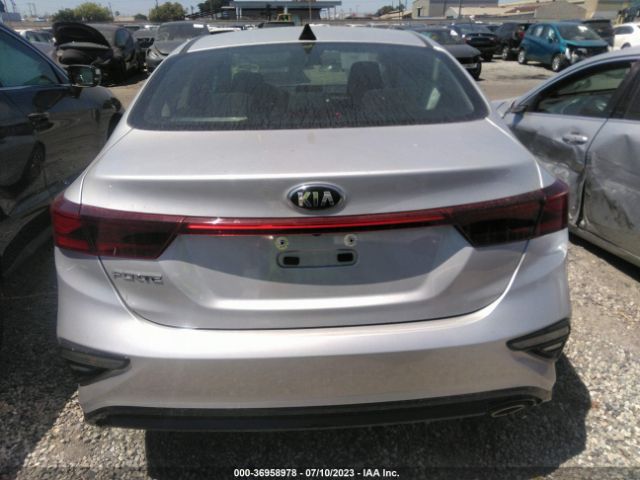 3KPF24ADXKE048175 KIA Forte Lxs