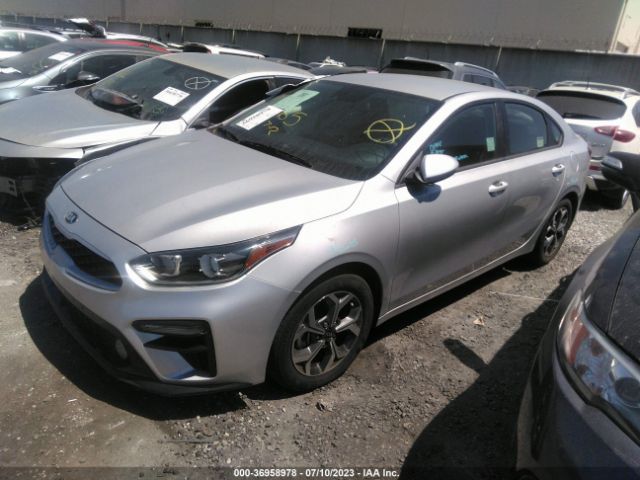 3KPF24ADXKE048175 KIA Forte Lxs
