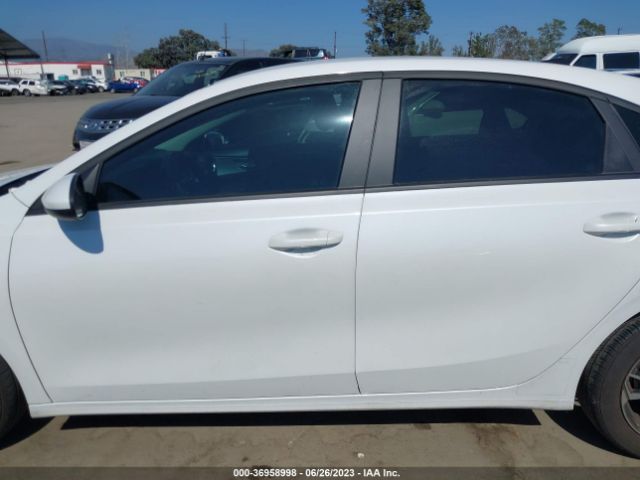 3KPF24AD2PE595898 KIA Forte Lxs
