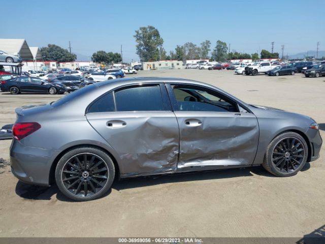 W1K3G4EB9LJ223538 Mercedes-Benz A-class A 220