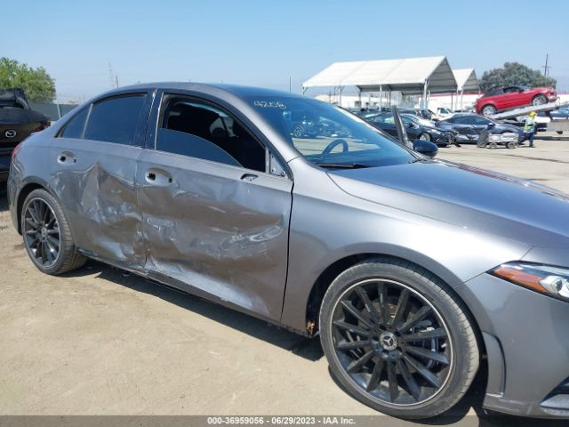 W1K3G4EB9LJ223538 Mercedes-Benz A-class A 220
