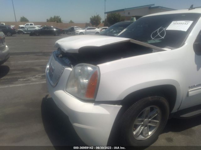 1GKS1KE02ER187145 GMC Yukon Xl Slt