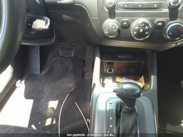 KNAFK4A68G5615209 KIA FORTE LX