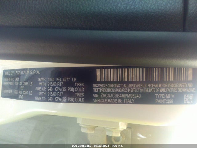 2021 JEEP RENEGADE LATITUDE VIN: ZACNJCBB4MPM95240