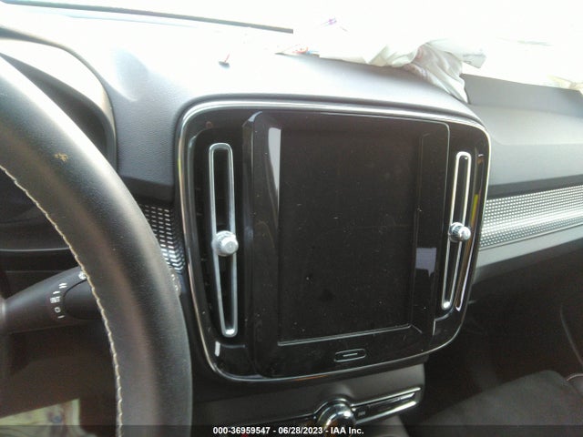 2021 Volvo XC40, VIN: YV4ED3UR5M2527432