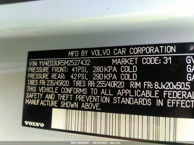 2021 Volvo XC40, VIN: YV4ED3UR5M2527432