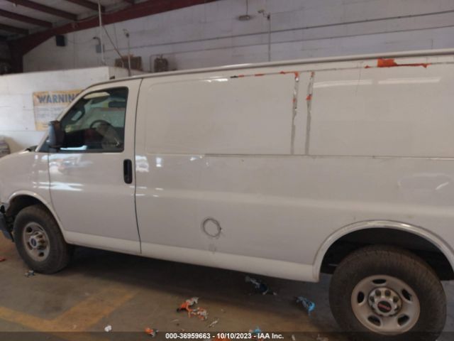 1GTW7AFP1K1230823 GMC SAVANA CARGO VAN