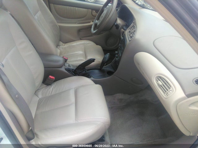 2001 OLDSMOBILE ALERO GLS VIN: 1G3NF52E21C165915