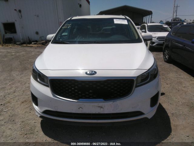 KNDMB5C17G6160168 KIA SEDONA LX