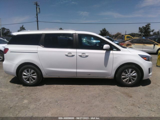 KNDMB5C17G6160168 KIA SEDONA LX