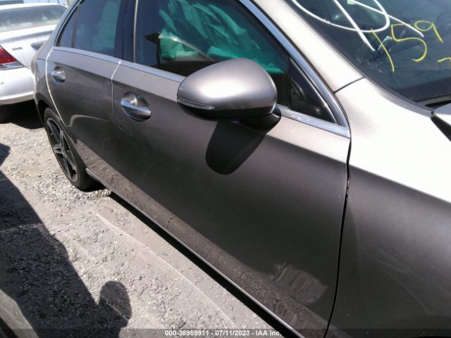 WDD3G4EB1KW001660 Mercedes-Benz A-class A 220
