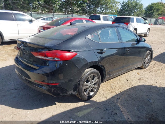 2018 HYUNDAI ELANTRA SEL VIN: 5NPD84LF1JH213836