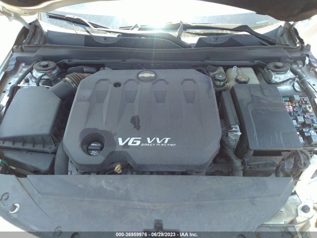 Chevrolet IMPALA LT 2017 2G1105S31H9176140 Image 10