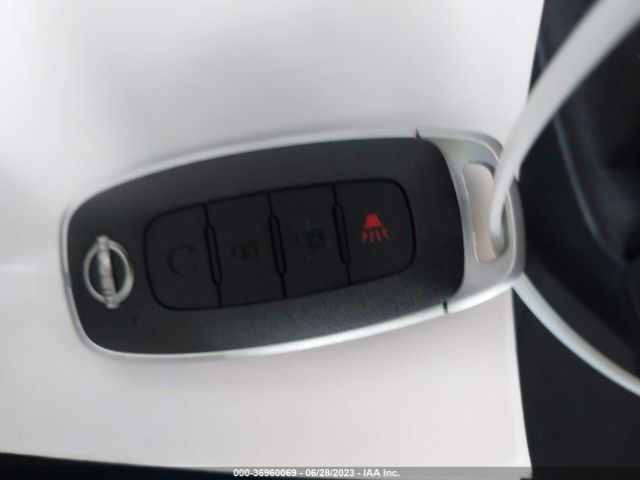 3N1CP5DVXPL492516 Nissan KICKS SR