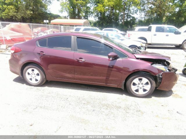 3KPFK4A71JE266448 KIA FORTE LX