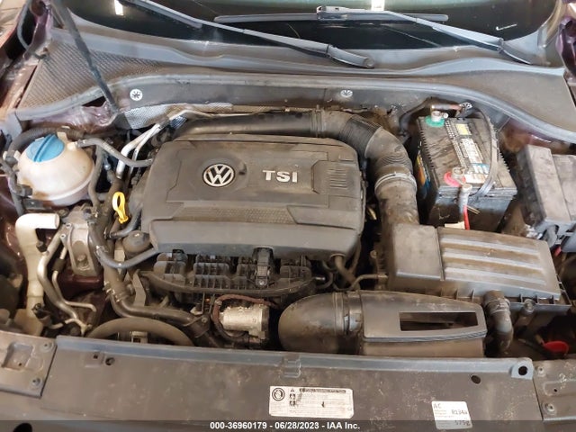1VWAT7A38EC076033 Volkswagen Passat Wolfsburg Ed