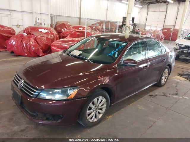 1VWAT7A38EC076033 Volkswagen Passat Wolfsburg Ed