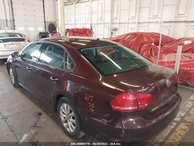 1VWAT7A38EC076033 Volkswagen Passat Wolfsburg Ed