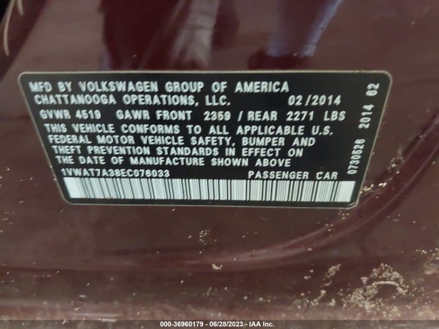 1VWAT7A38EC076033 Volkswagen Passat Wolfsburg Ed