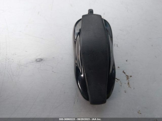 7SAYGDEF8NF343329 Tesla Model Y Performance