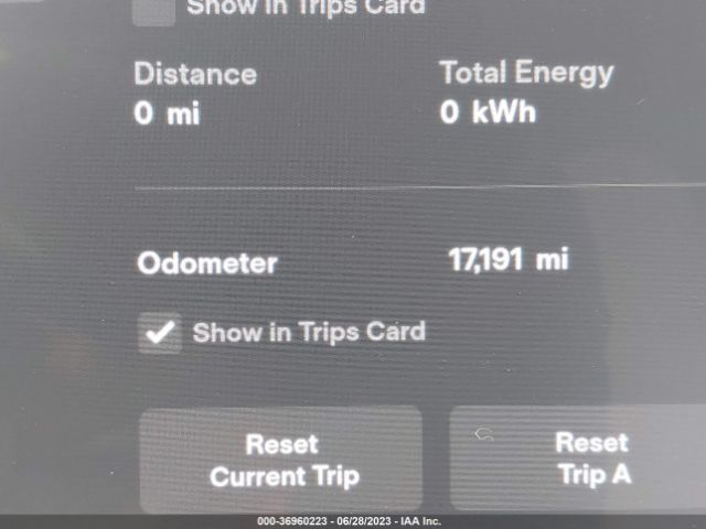 7SAYGDEF8NF343329 Tesla Model Y Performance