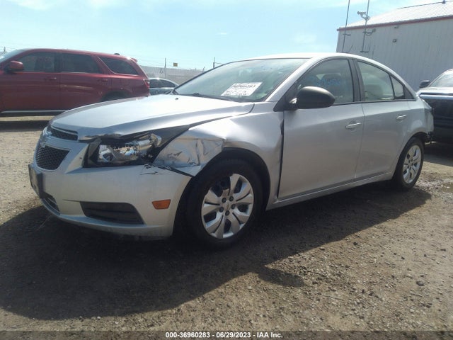 Chevrolet CRUZE LS 2014 1G1PB5SH6E7431345 Image 2