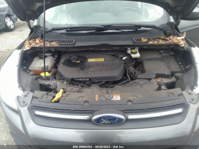 1FMCU9GX5EUC14597 Ford ESCAPE SE