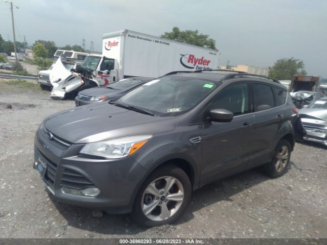 1FMCU9GX5EUC14597 Ford ESCAPE SE