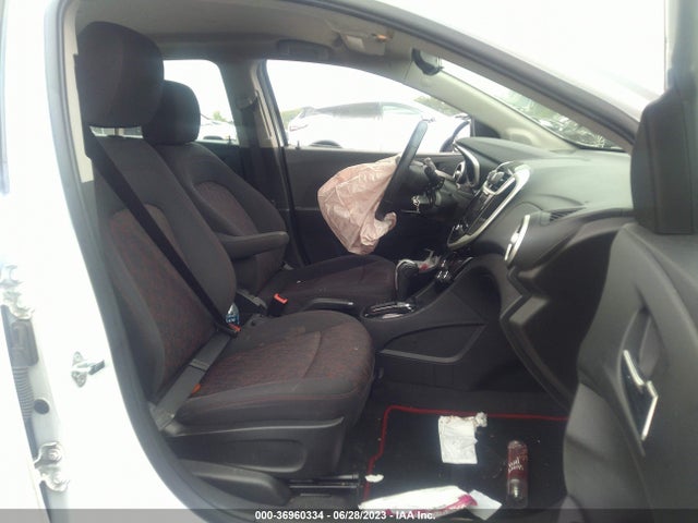 Chevrolet SONIC LT 2018 1G1JD6SG7J4105997 Image 5