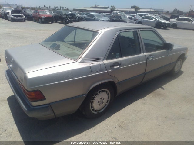 1993 MERCEDES-BENZ 190 E 2.6 VIN: WDBDA29D4PG069421