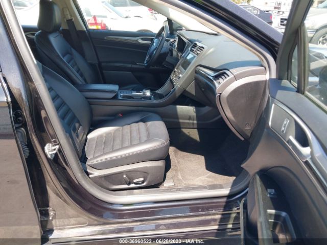 3FA6P0CD7LR177370 Ford FUSION SEL