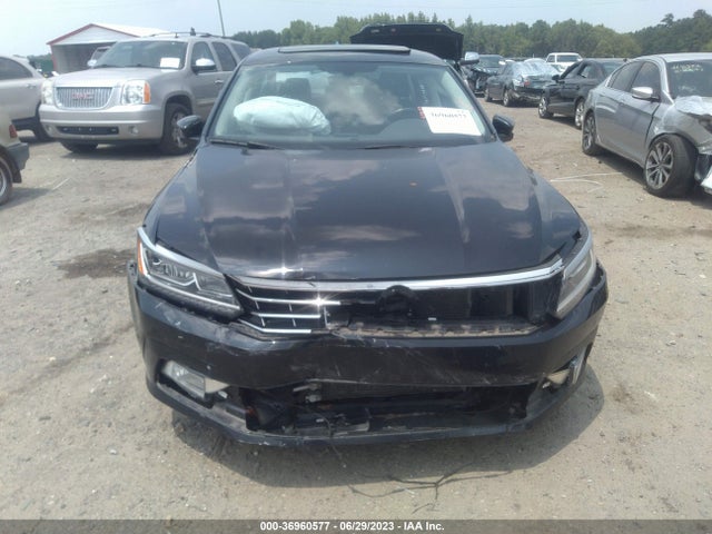 1VWBA7A30JC001864 Volkswagen Passat 2.0t Se
