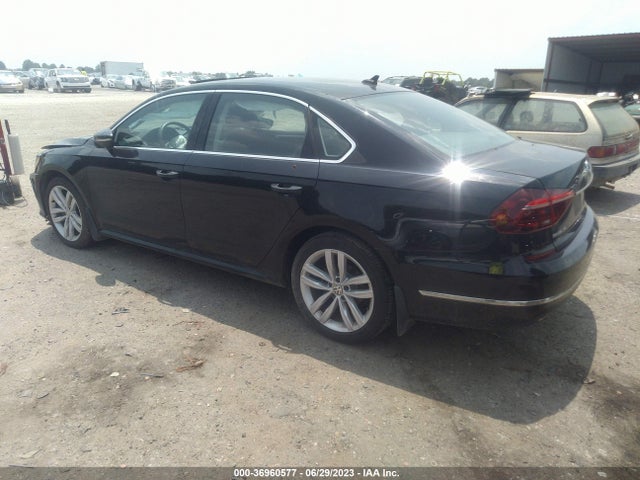 1VWBA7A30JC001864 Volkswagen Passat 2.0t Se