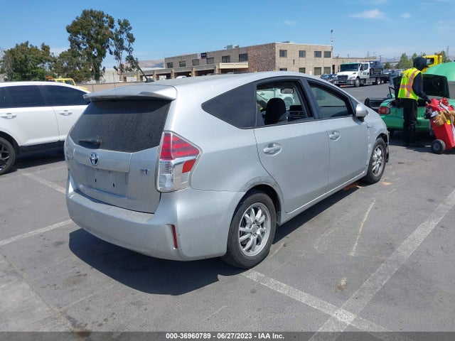Toyota Prius V Two/five/three/four 2015 JTDZN3EU2FJ033090 Image 11