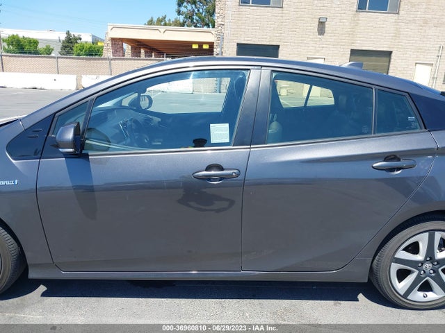Toyota Prius Four 2016 JTDKARFU5G3521048 Image 7