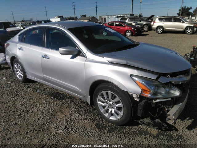 Nissan Altima 2.5 S 2015 1N4AL3APXFC568195 главное изображение