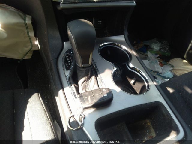 1C4RJEAG2KC530484 Jeep Grand Cherokee Laredo
