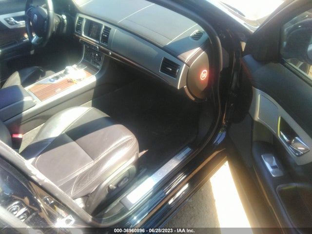 2013 JAGUAR XF I4 RWD VIN: SAJWA0ES5DPU05769