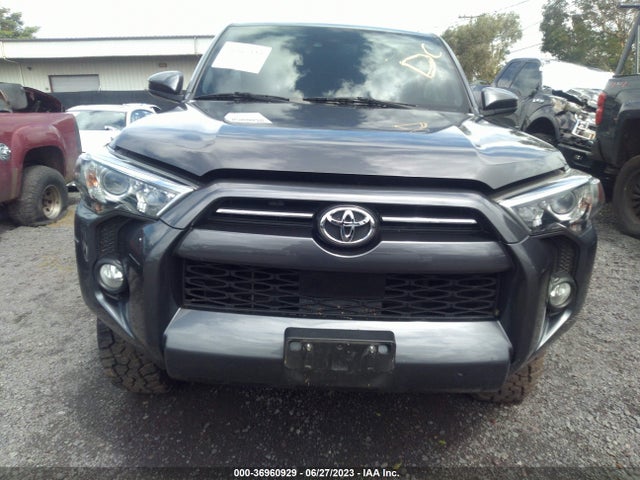 Toyota 4RUNNER SR5 2020 JTEBU5JR7L5814477 Image 4