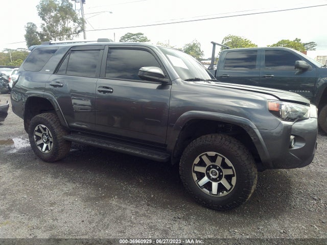 Toyota 4RUNNER SR5 2020 JTEBU5JR7L5814477 Image 5