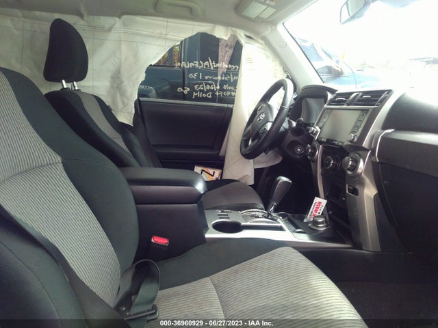 Toyota 4RUNNER SR5 2020 JTEBU5JR7L5814477 Image 11