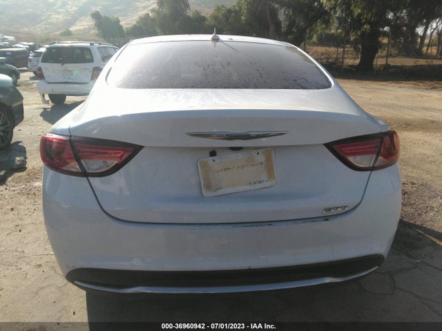 Chrysler 200 Limited Platinum 2017 1C3CCCAB7HN501931 Image 8