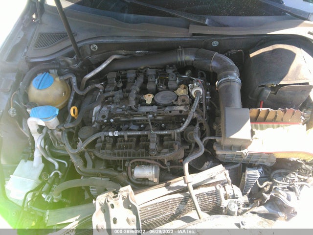 1VWAT7A34GC021873 Volkswagen Passat 1.8t S